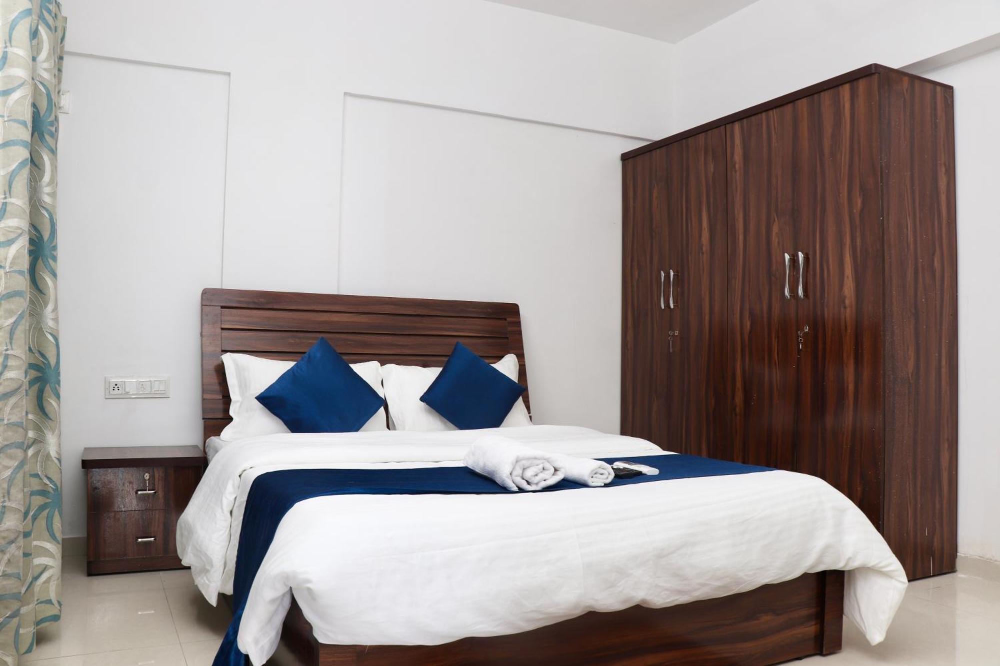 Zenith Homes - Boomerang Suites Мумбаи Экстерьер фото