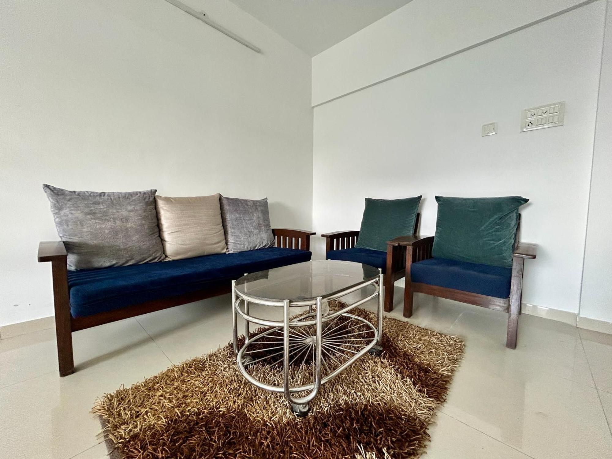 Zenith Homes - Boomerang Suites Мумбаи Экстерьер фото